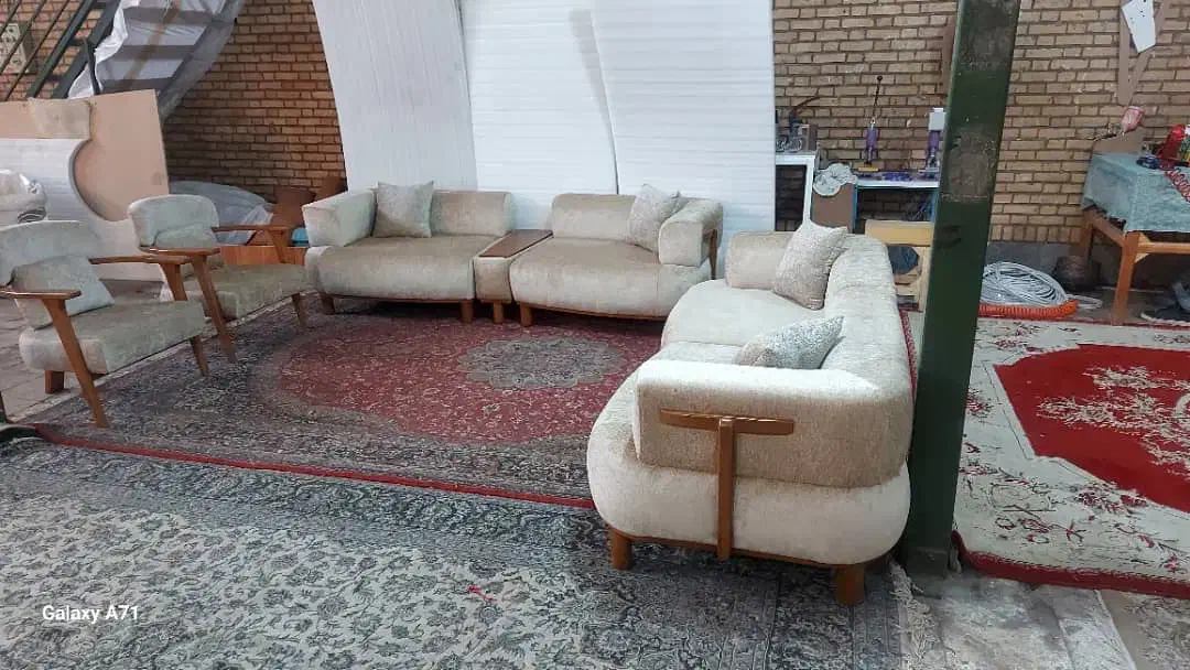 تولید وتعمیرات تخصصی انواع مبلمان|مبلمان خانگی و میز عسلی|رباطکریم, انجم آباد|دیوار