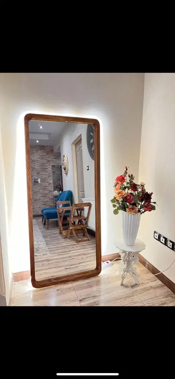 آینه|آینه|ارومیه, |دیوار