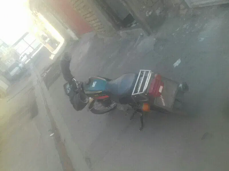 متورسیکلتمتورمزاییده|موتورسیکلت|ساوه, |دیوار