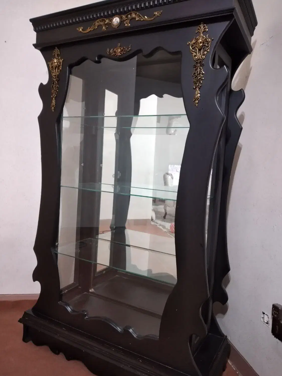 بوفه|بوفه، ویترین، کنسول|قائن, |دیوار