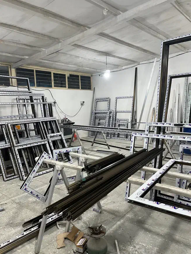 نیازمنداستادکارماهردرب وپنجره الومینیوم کلیه مقاطع|استخدام صنعتی، فنی، مهندسی|اصفهان, عاشقآباد|دیوار