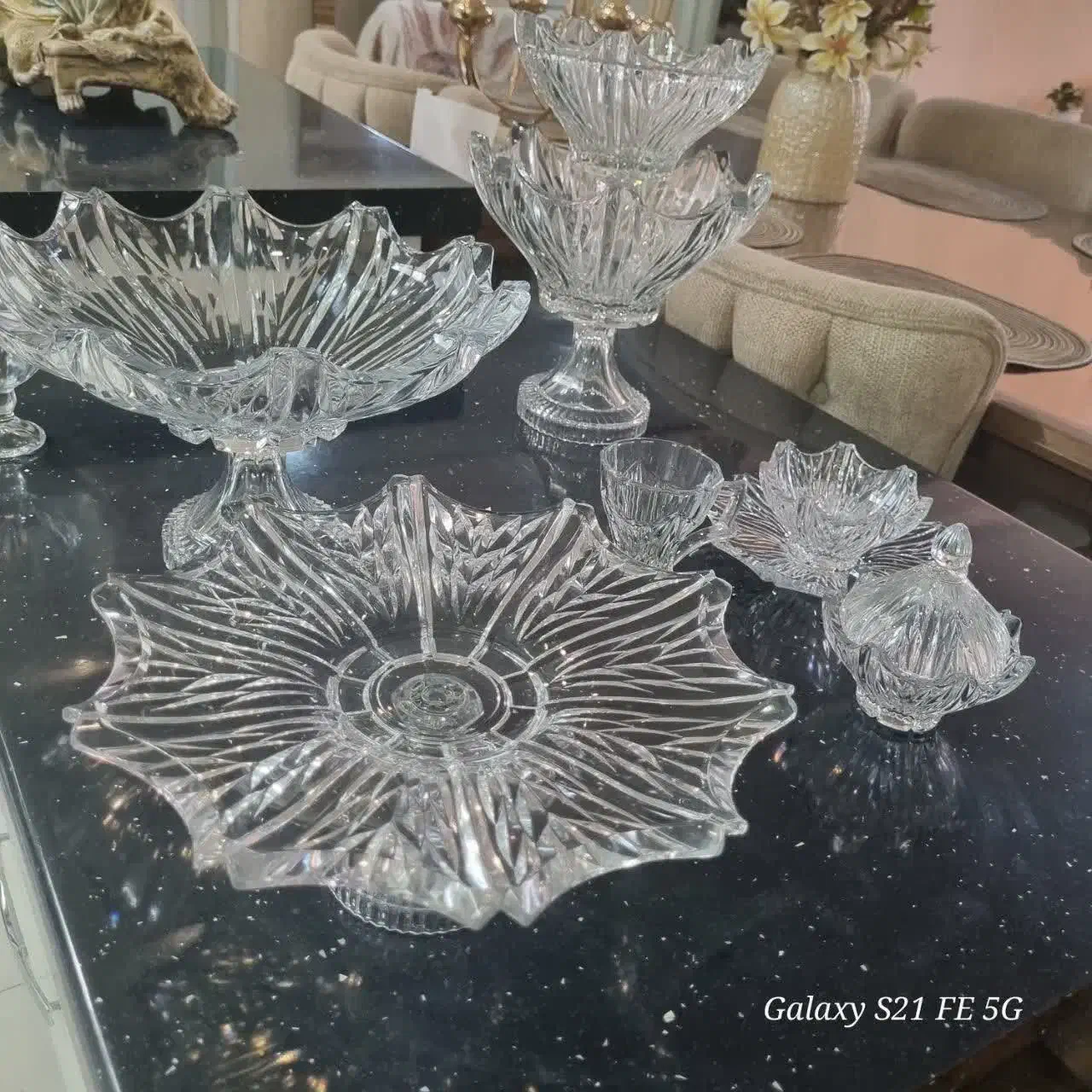 سرویس پذیرایی ۱۸ نفره|ظروف سرو و پذیرایی|کرج, آق تپه|دیوار