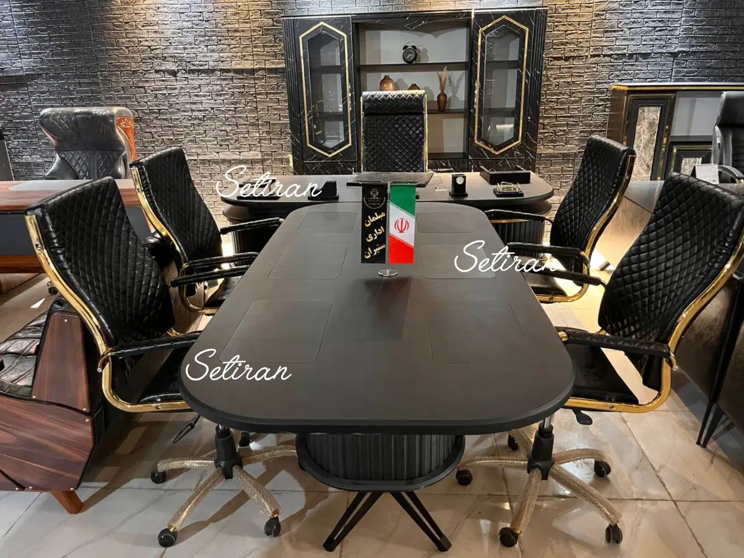 مبلمان اداری مدیریتی کارمندی و جلو مبلی|دفتر کار|شیراز, شاهچراغ|دیوار