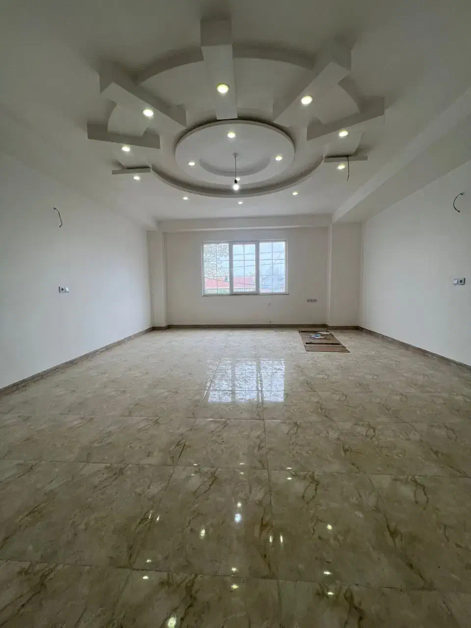 ۹۱آپارتمان/طبقه اول/۲خواب/کلیدنخورده/خیابان سعدی|فروش آپارتمان|رودسر, |دیوار