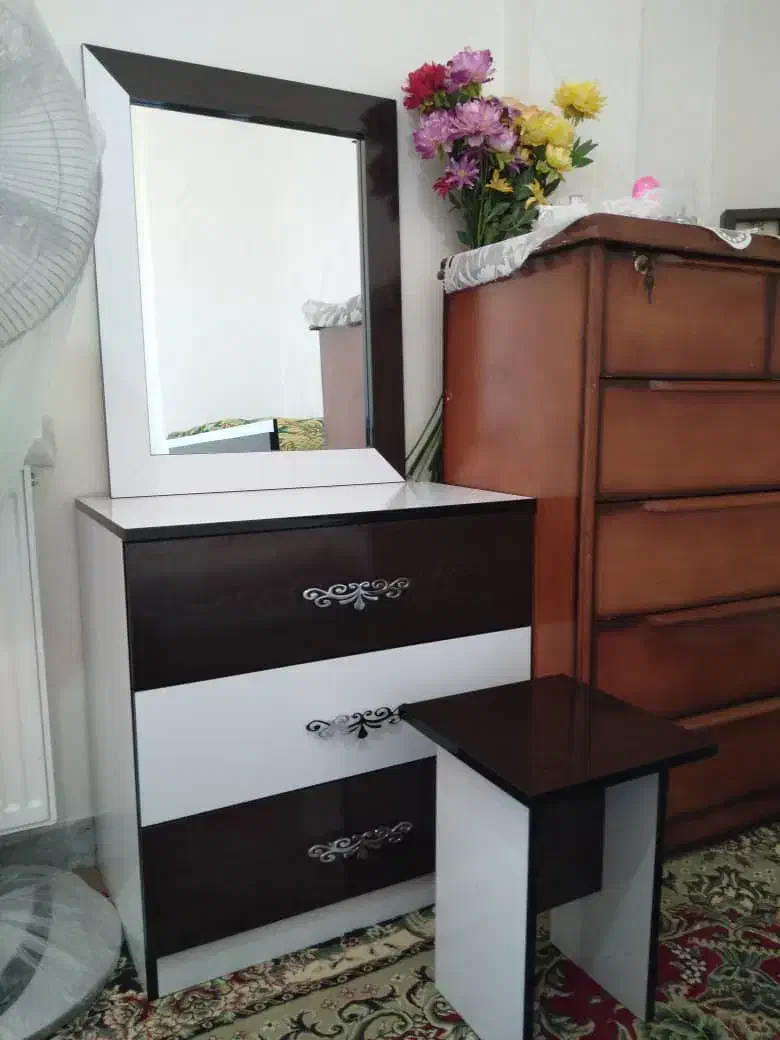 فروش/ تخت /دونفره ،MDf|تخت و سرویس خواب|صدرا-فارس, فاز ۲|دیوار