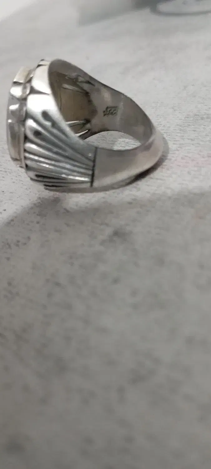 شجر قائن|جواهرات|قم, ولیعصر|دیوار