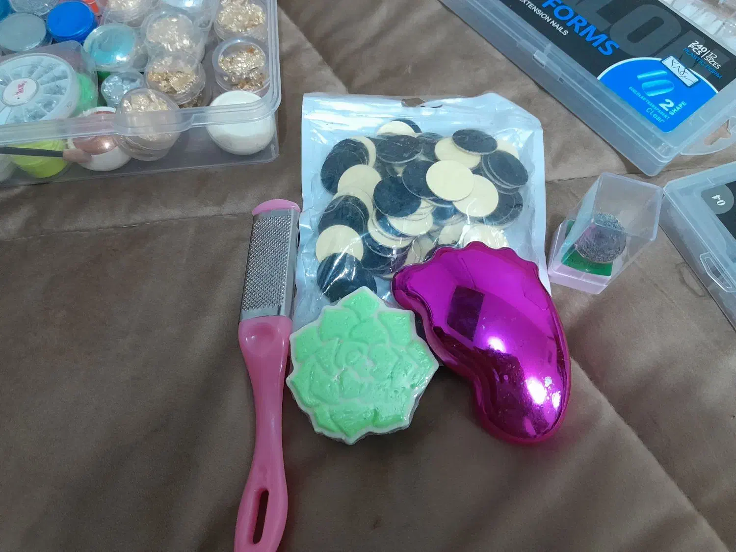 وسایل کامل کاشت ناخن|آرایشی، بهداشتی، درمانی|خمینی‌شهر, |دیوار