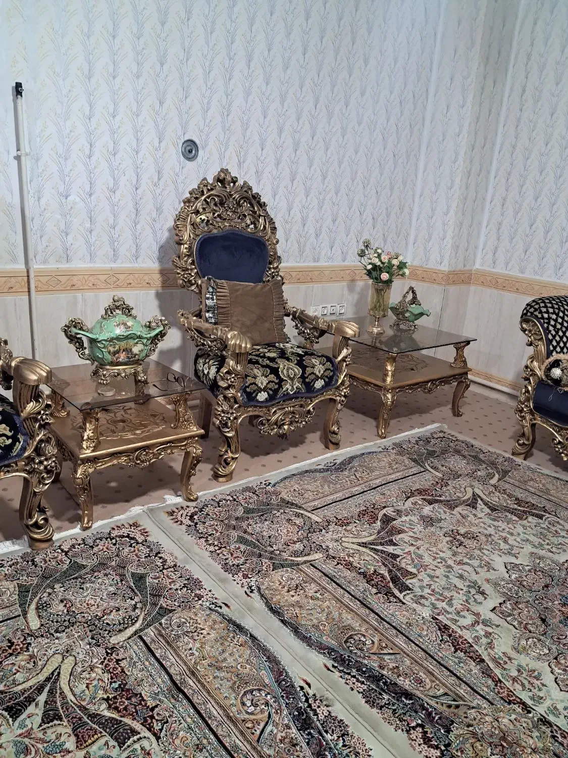 مبل استیل|مبلمان خانگی و میز عسلی|میانه, |دیوار