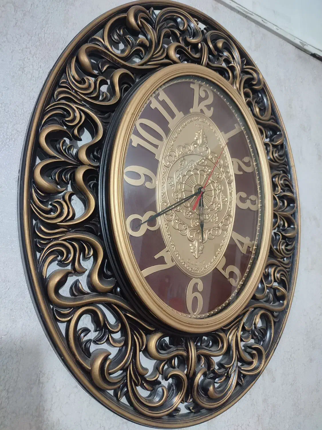 ساعت طرح چوب استفاده نشده|ساعت دیواری و تزئینی|کرج, حصارک پایین|دیوار