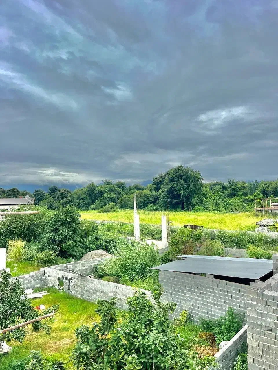 ویلا با روف ۳۶۰ درجه با سند ۲خواب جنگلی|فروش خانه و ویلا|چمستان, |دیوار