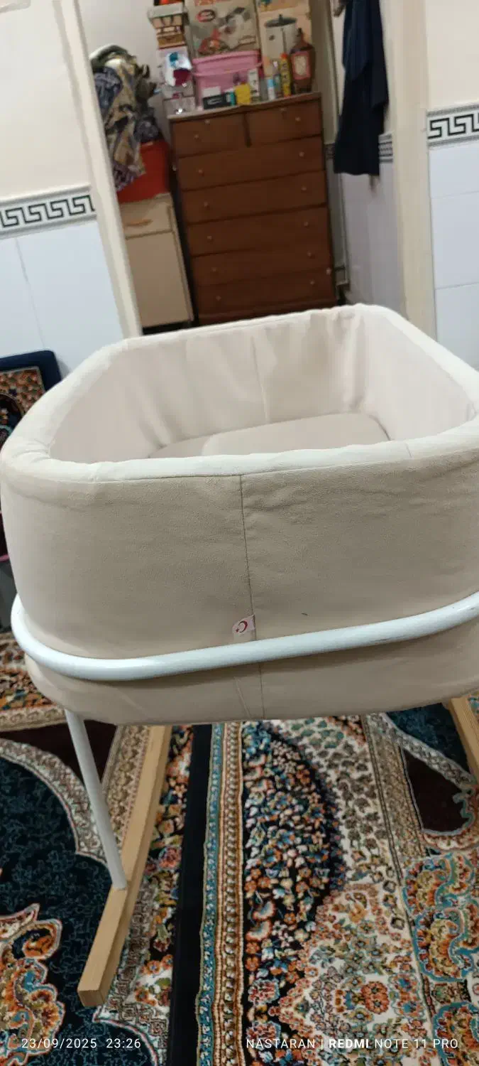 گهواره و کریر کودک|تخت و صندلی بچه|کوهسار (البرز), |دیوار