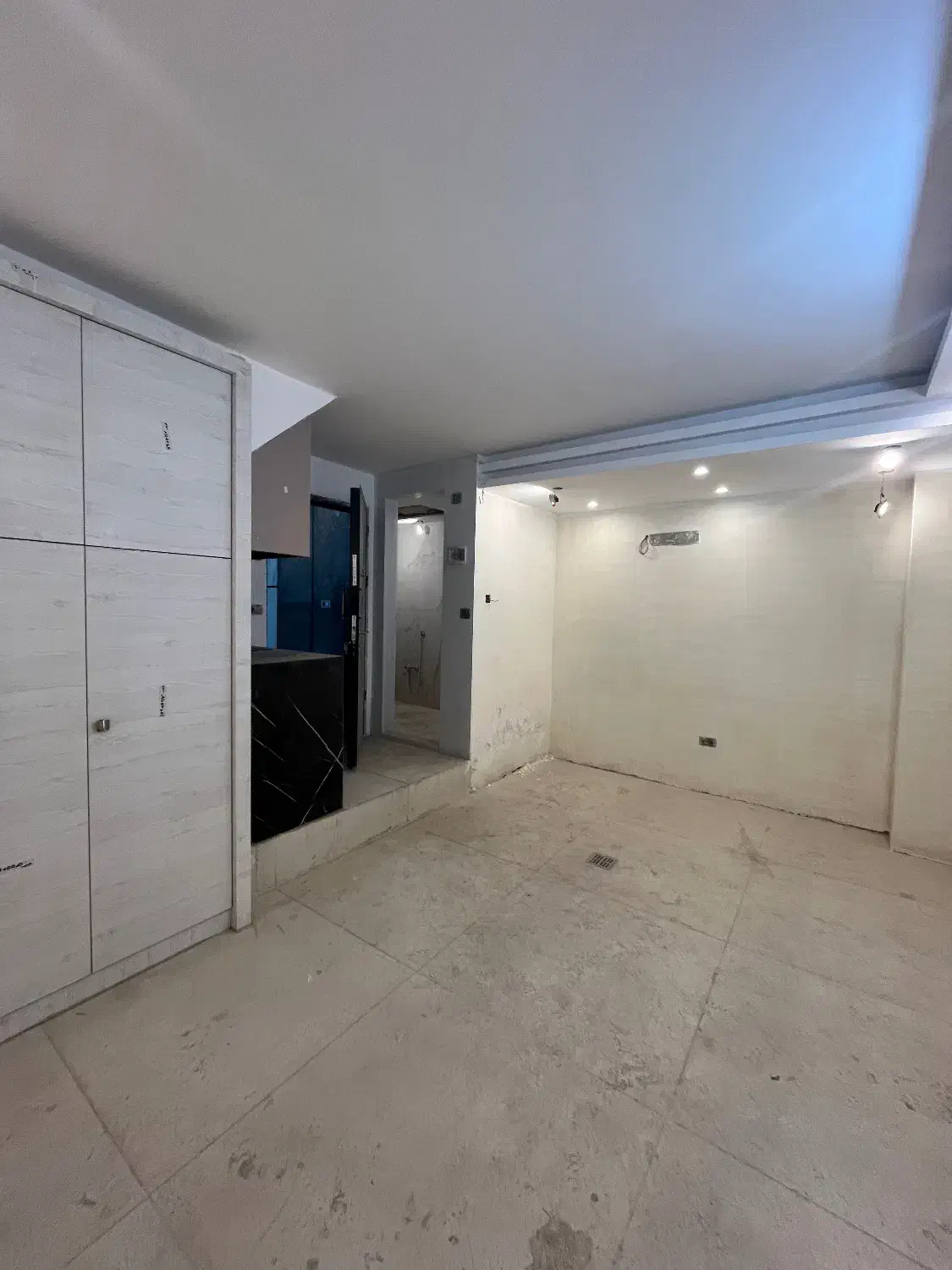 سوییت ۲۷ متری سیمین مناسب مجرد یا کار|فروش آپارتمان|اصفهان, فرح آباد|دیوار