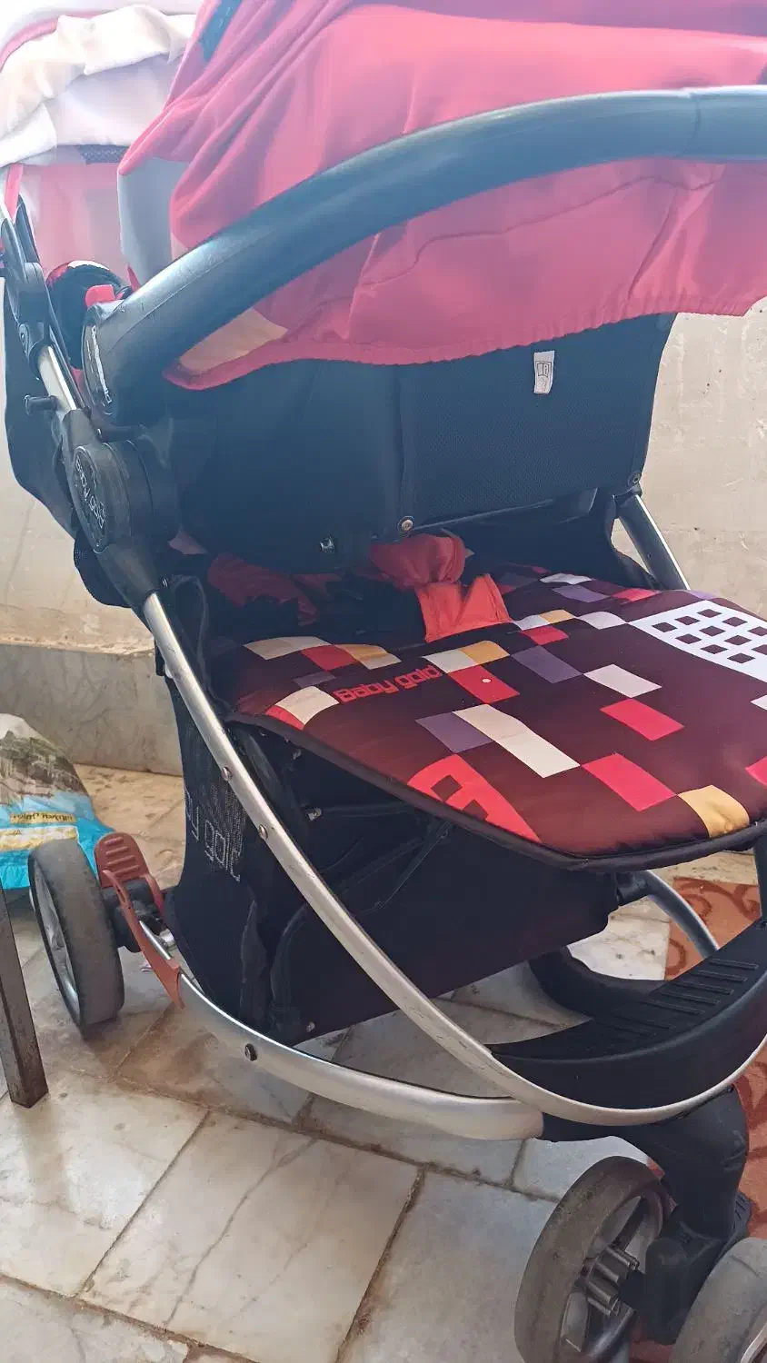 کالسکه خارجی|کالسکه و لوازم جانبی|گلبهار, شهر جدید گلبهار|دیوار