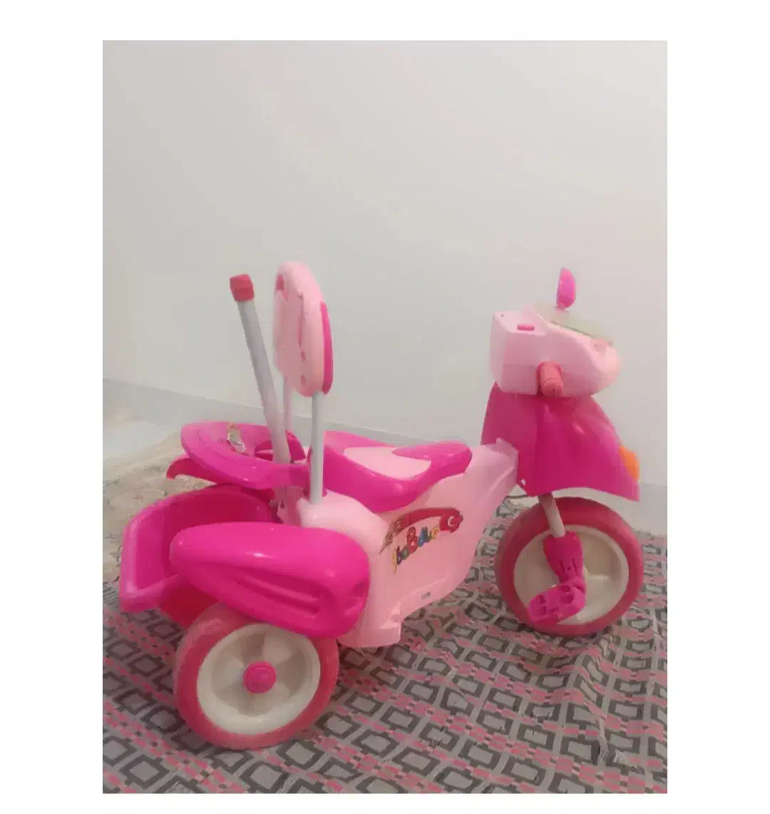 سه چرخه پلاستیک|اسباب‌بازی بچه|گرگان, |دیوار