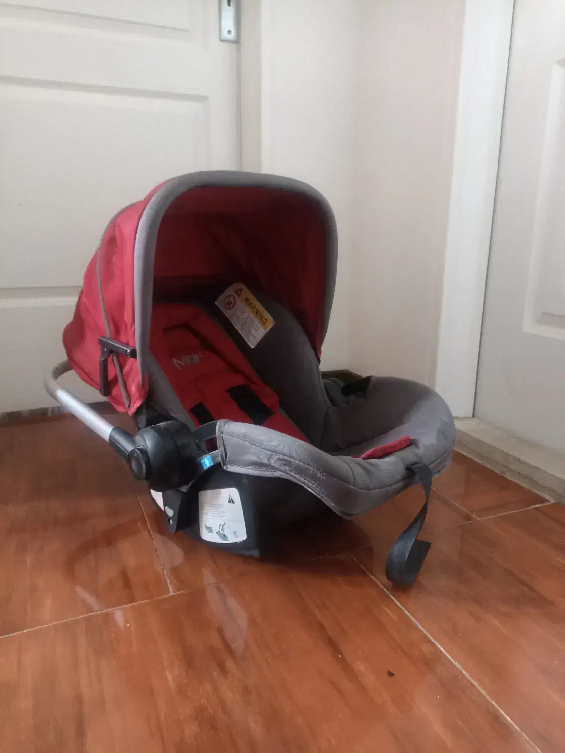 کریر و صندلی خودرو کودک آلمانی|کالسکه و لوازم جانبی|پردیس, فاز ۱|دیوار