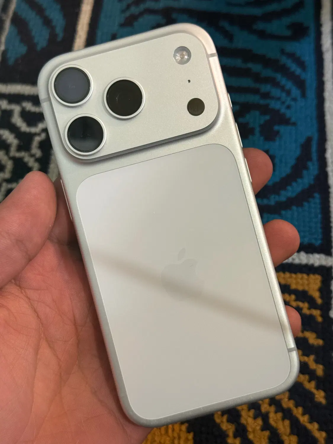 iPhone 17 pro|موبایل|مشهد, پروین اعتصامی|دیوار