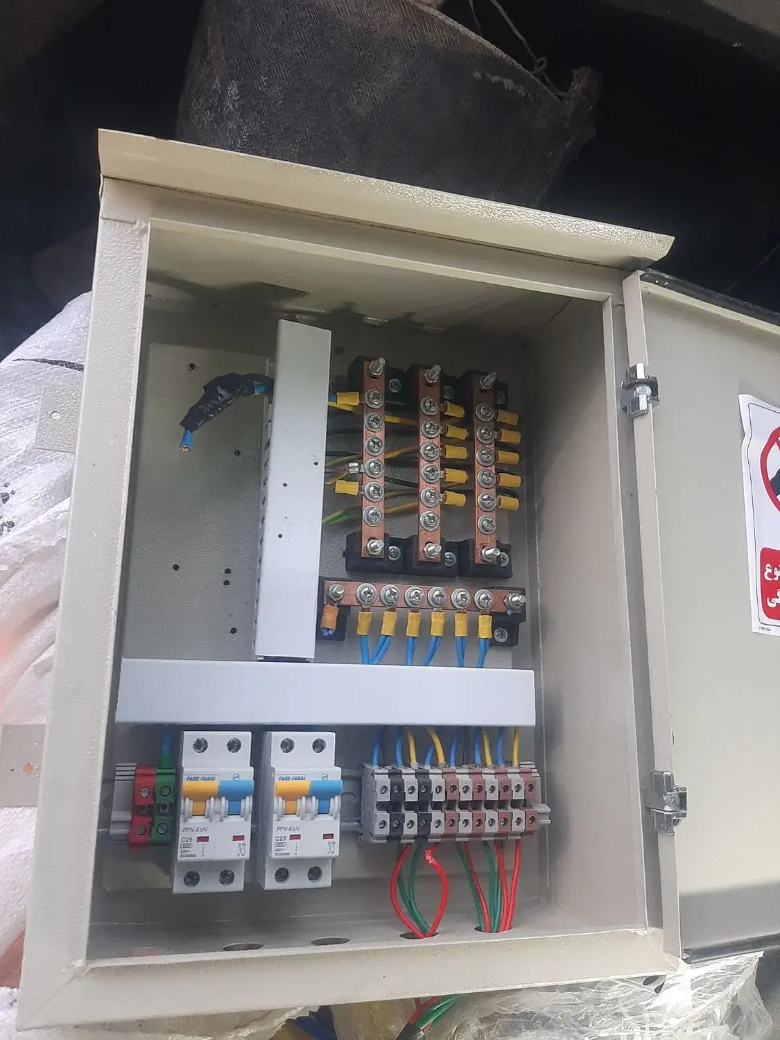 تابلو برق صنعتی|مصالح و تجهیزات ساختمان|پردیس, فاز ۲|دیوار