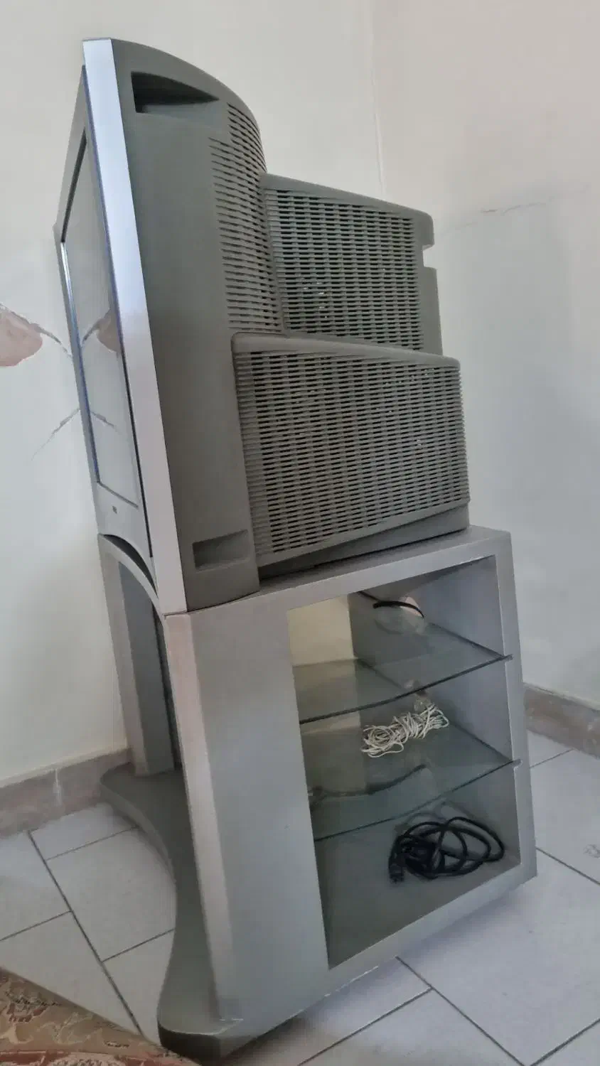 TV ۲۹ اینچ|تلویزیون و پروژکتور|تهران, نیروی هوایی (پیروزی)|دیوار