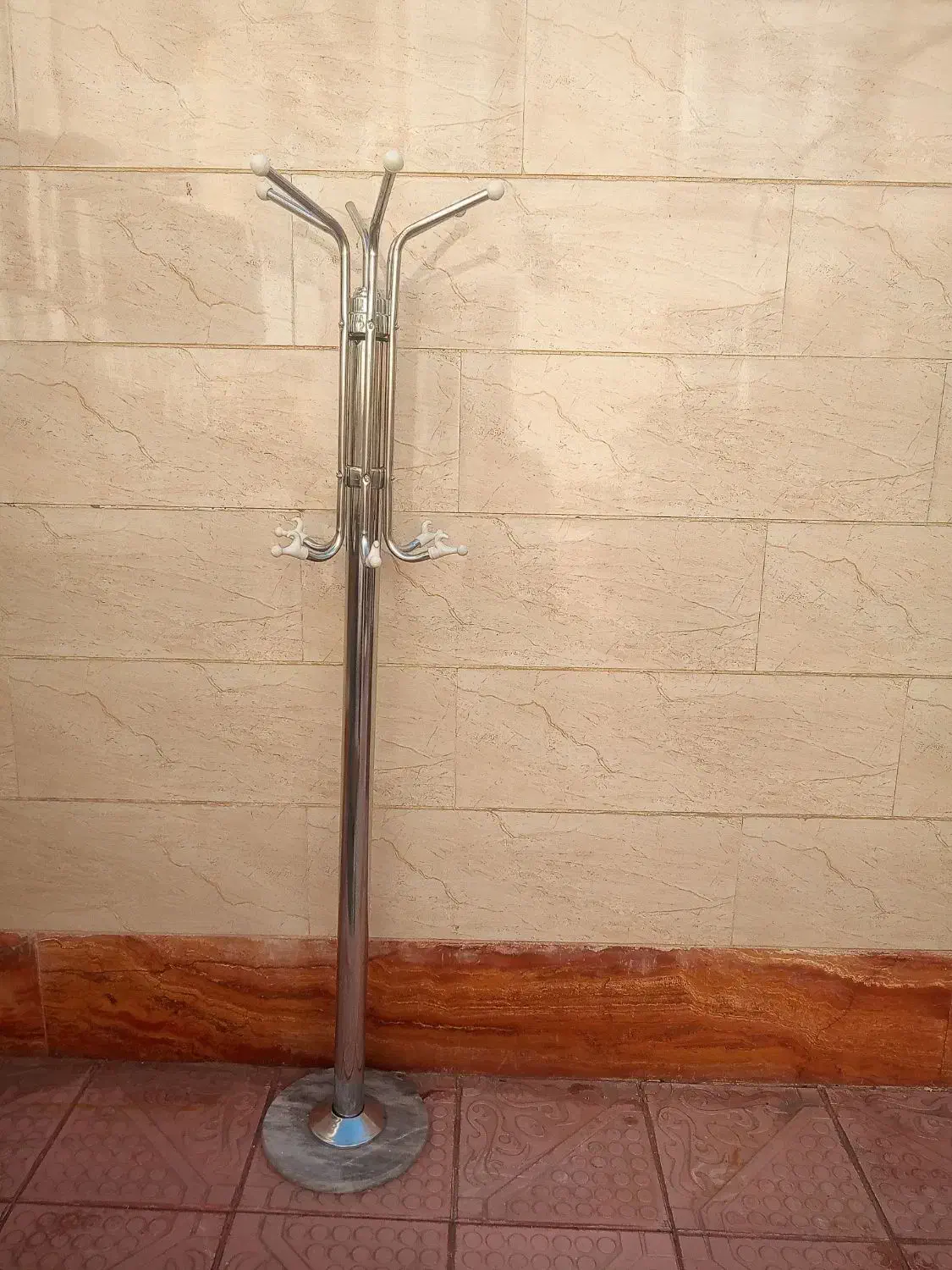 رخت اویزایستاده|بندرخت و رختآویز|تبریز, |دیوار