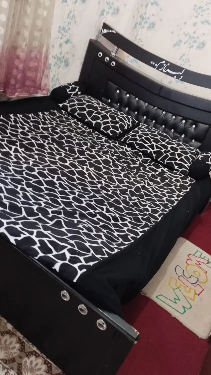 تخت خواب دو نفره|تخت و سرویس خواب|زاهدان, |دیوار
