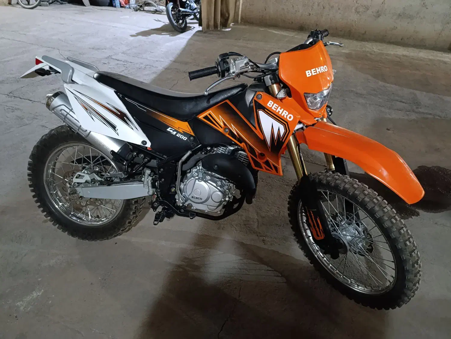 موتور بهروز 200|موتورسیکلت|کاشان, امیرکبیر|دیوار