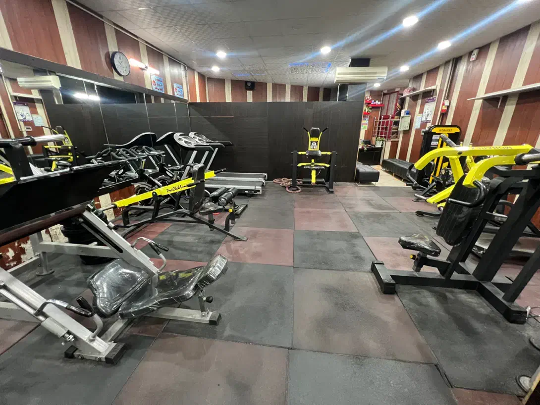 دستگاه باشگاه بدنسازی ب صورت جارو کش|تجهیزات ورزشی|پاکدشت, پاکدشت (مامازند)|دیوار
