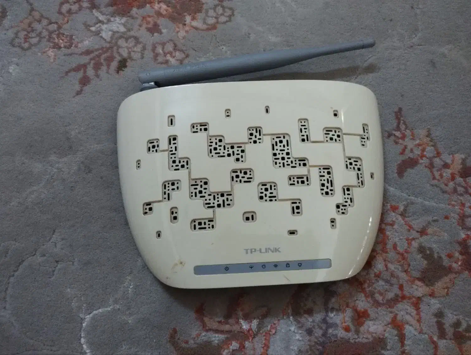 وای فای تی پی لینک|مودم و تجهیزات شبکه|اصفهان, سپاهانشهر|دیوار