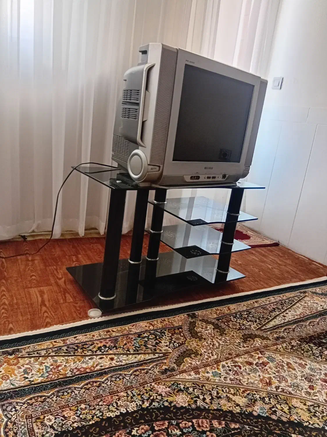 میز و تلویزیون سامسونگ|تلویزیون و پروژکتور|مریوان, |دیوار