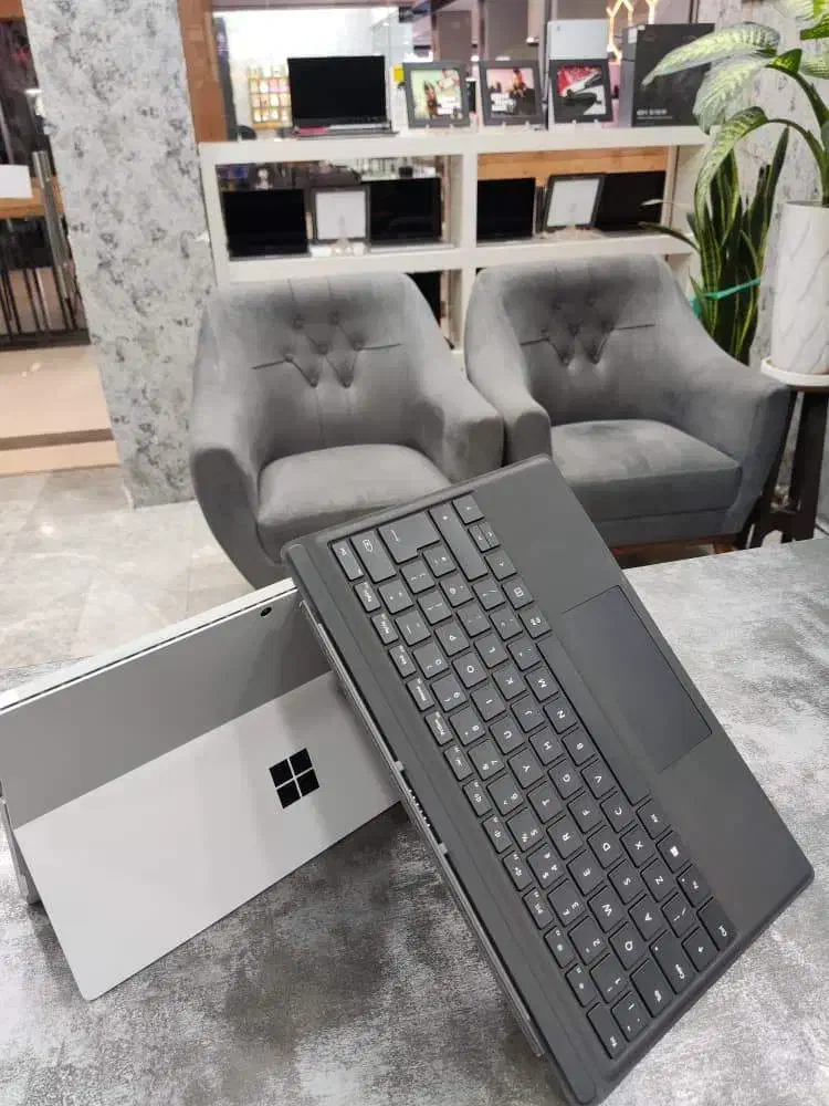 Microsoft Pro 7 (فروش اقساط)|رایانه همراه|قم, عمار یاسر|دیوار
