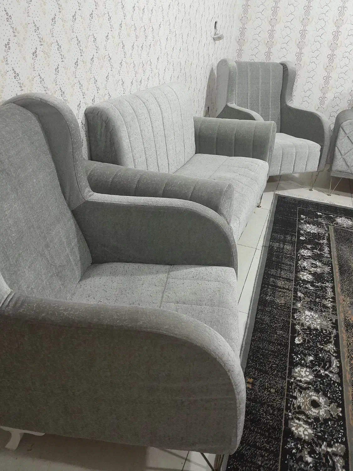 آینه ی قدی نو|آینه|مشهد, عیدگاه|دیوار