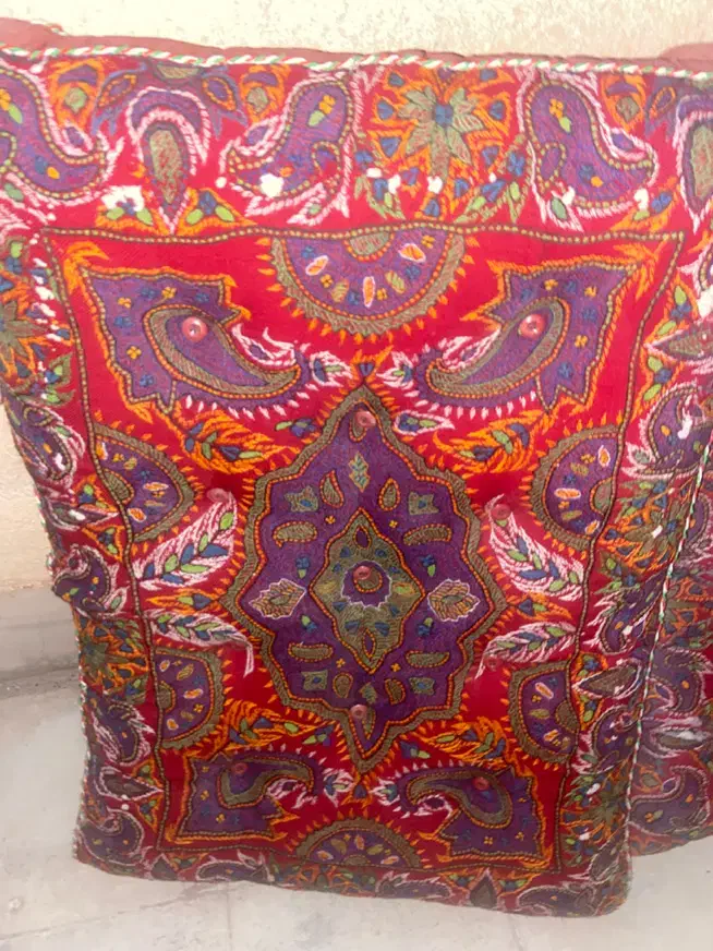 پشتی پته گیو خورده|پشتی|کرمان, |دیوار