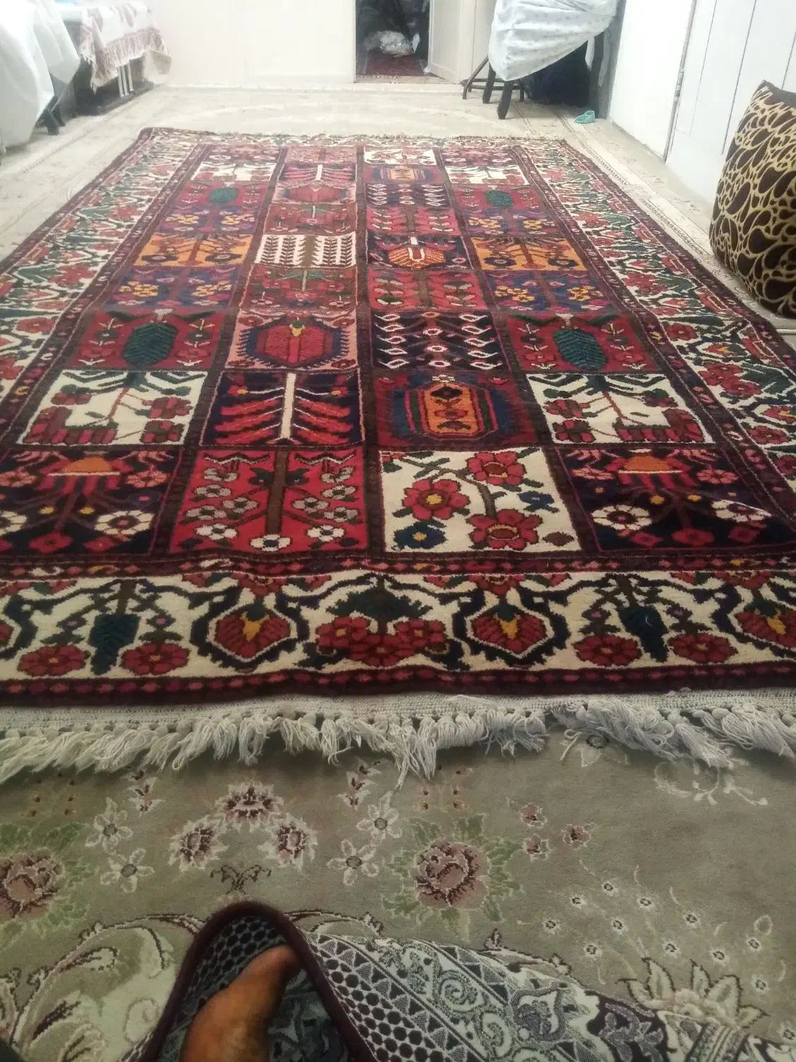 سلام قالی دست بافت خشتی ابعادش۲در۳است|فرش|اصفهان, شهرستان|دیوار