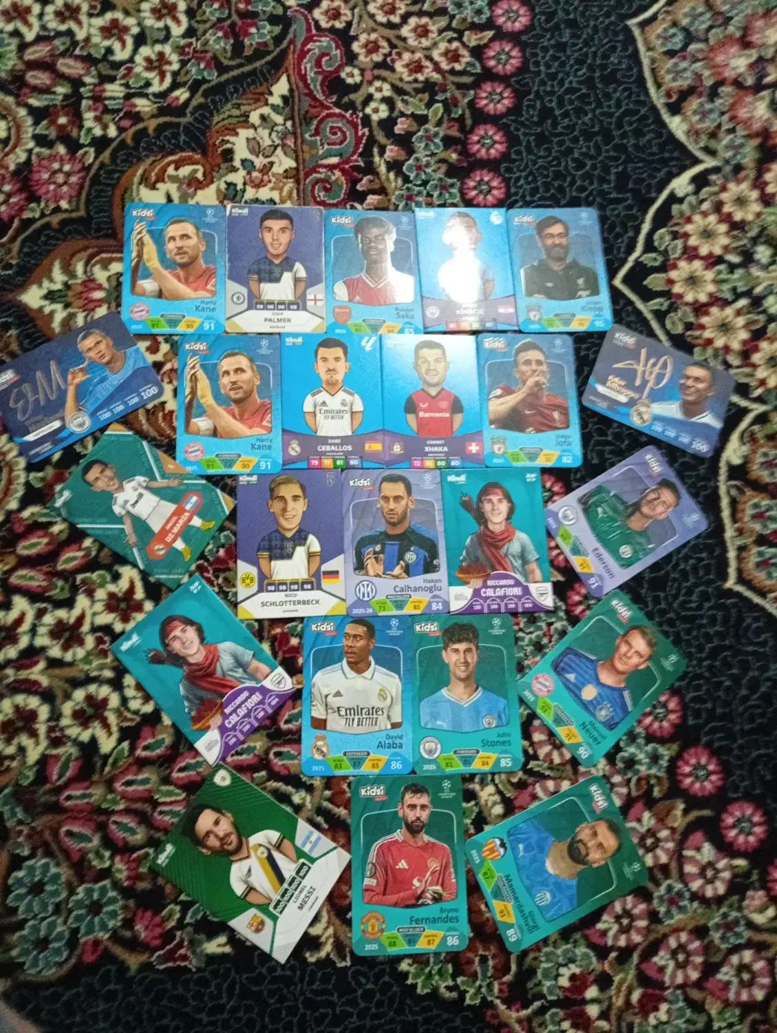 کیمدی|اسباب‌‌بازی|بم, |دیوار