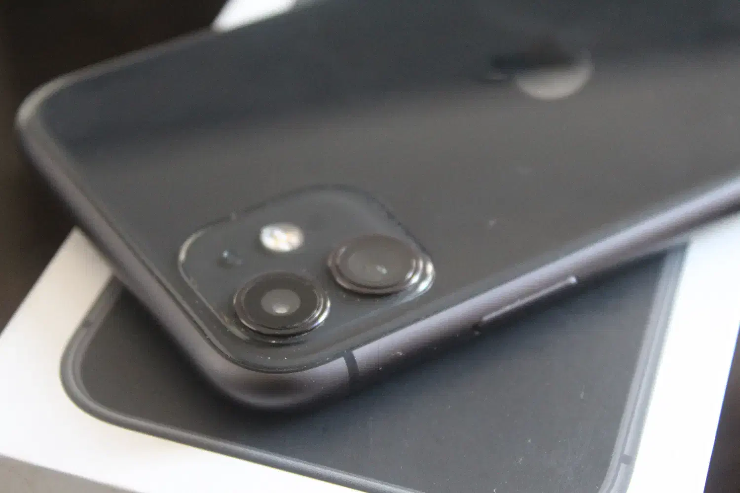 iPhone 11 -128 - 2sim|موبایل|اراک, |دیوار