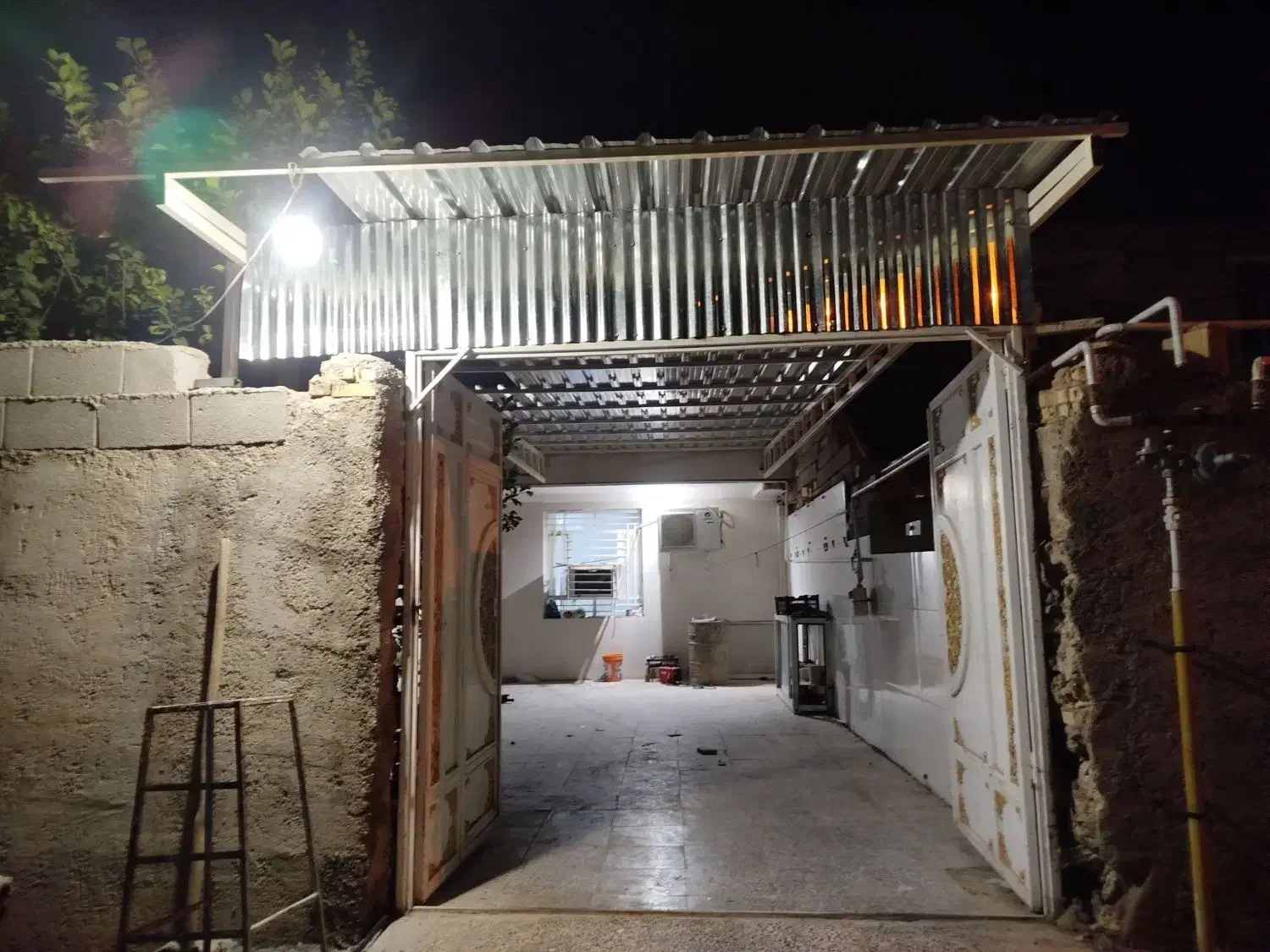 جوشکاری و برشکاری|مصالح و تجهیزات ساختمان|اندیکا, |دیوار