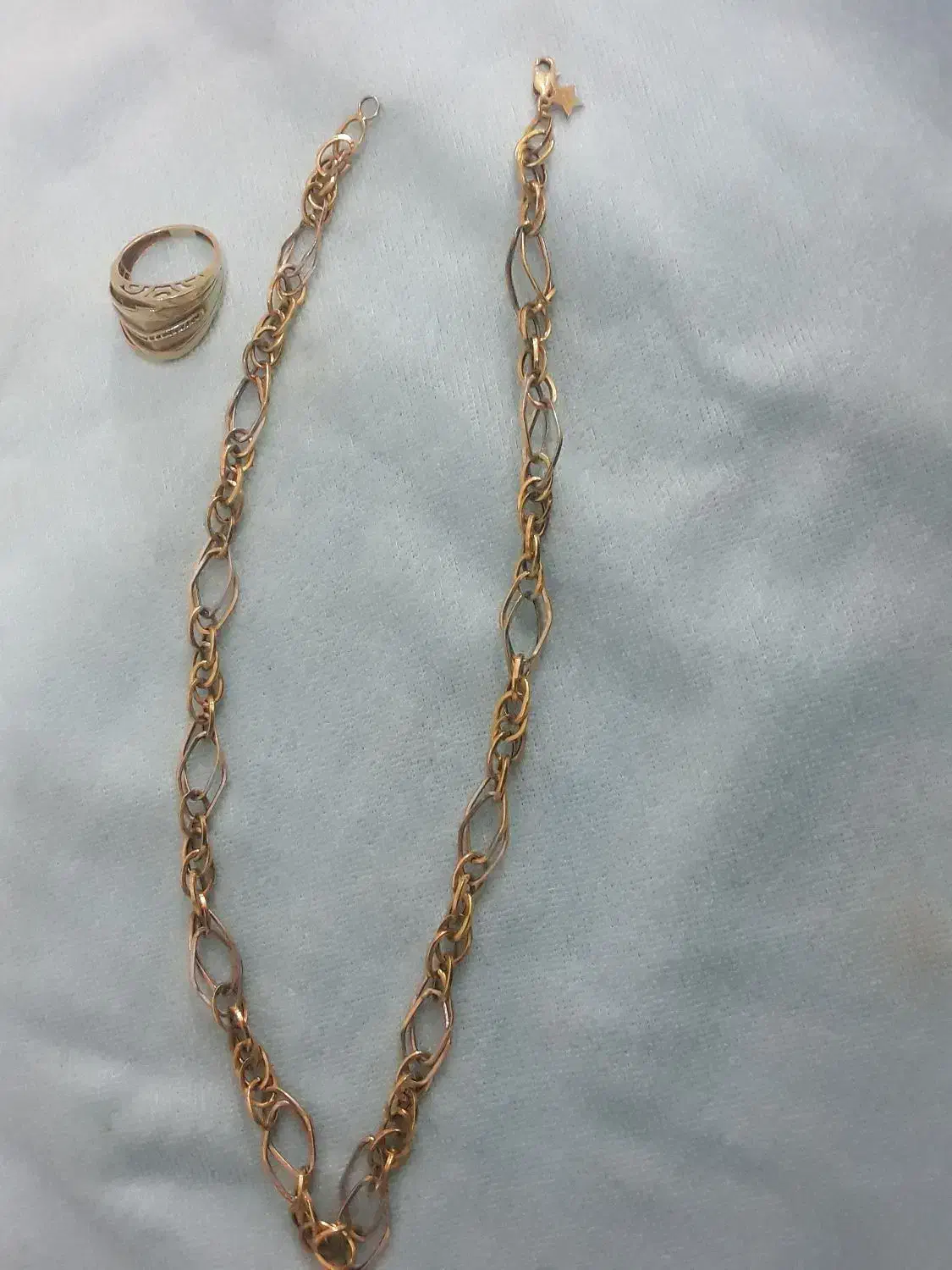 مقداری طلا|جواهرات|ایوان, |دیوار