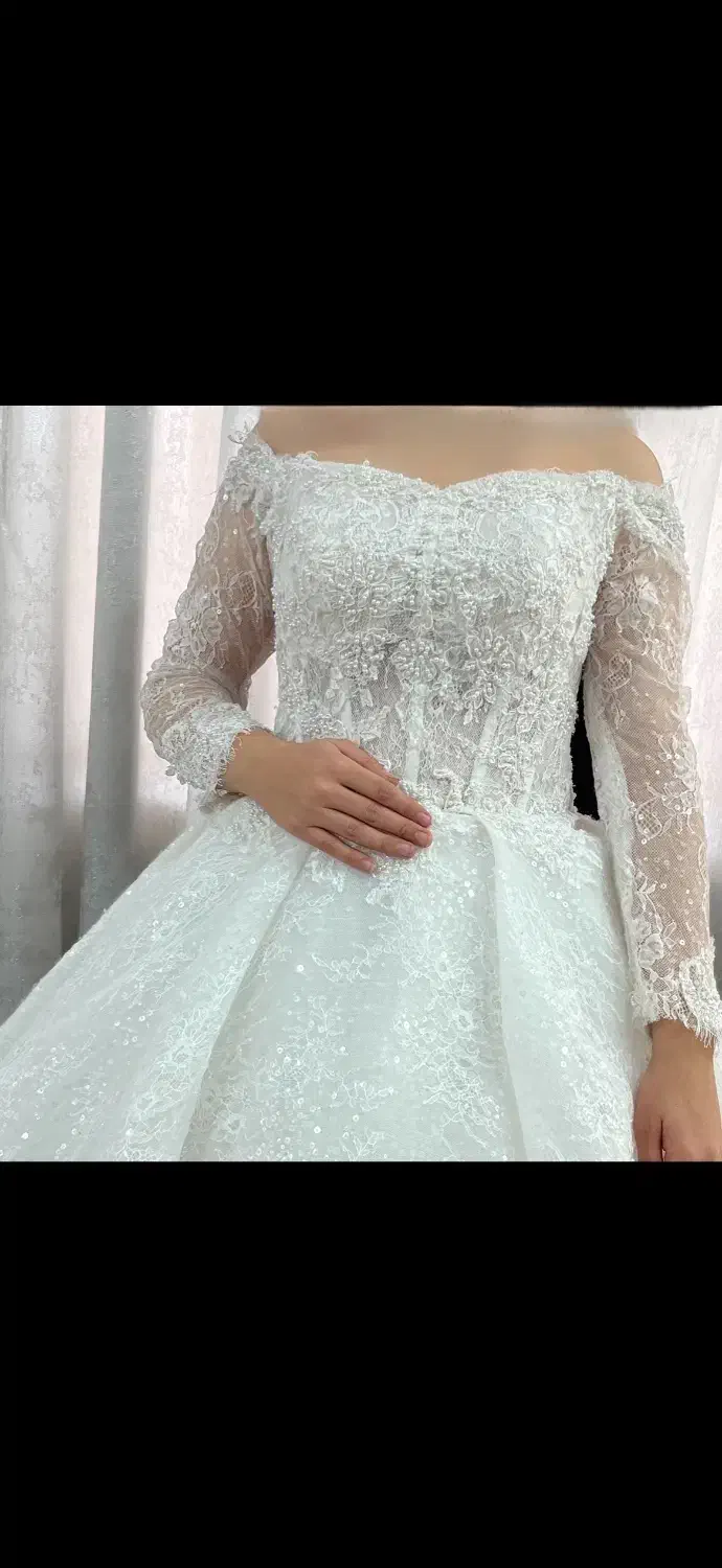 لباس عروس و رنگی|لباس|سبزوار, قصبه غربی|دیوار