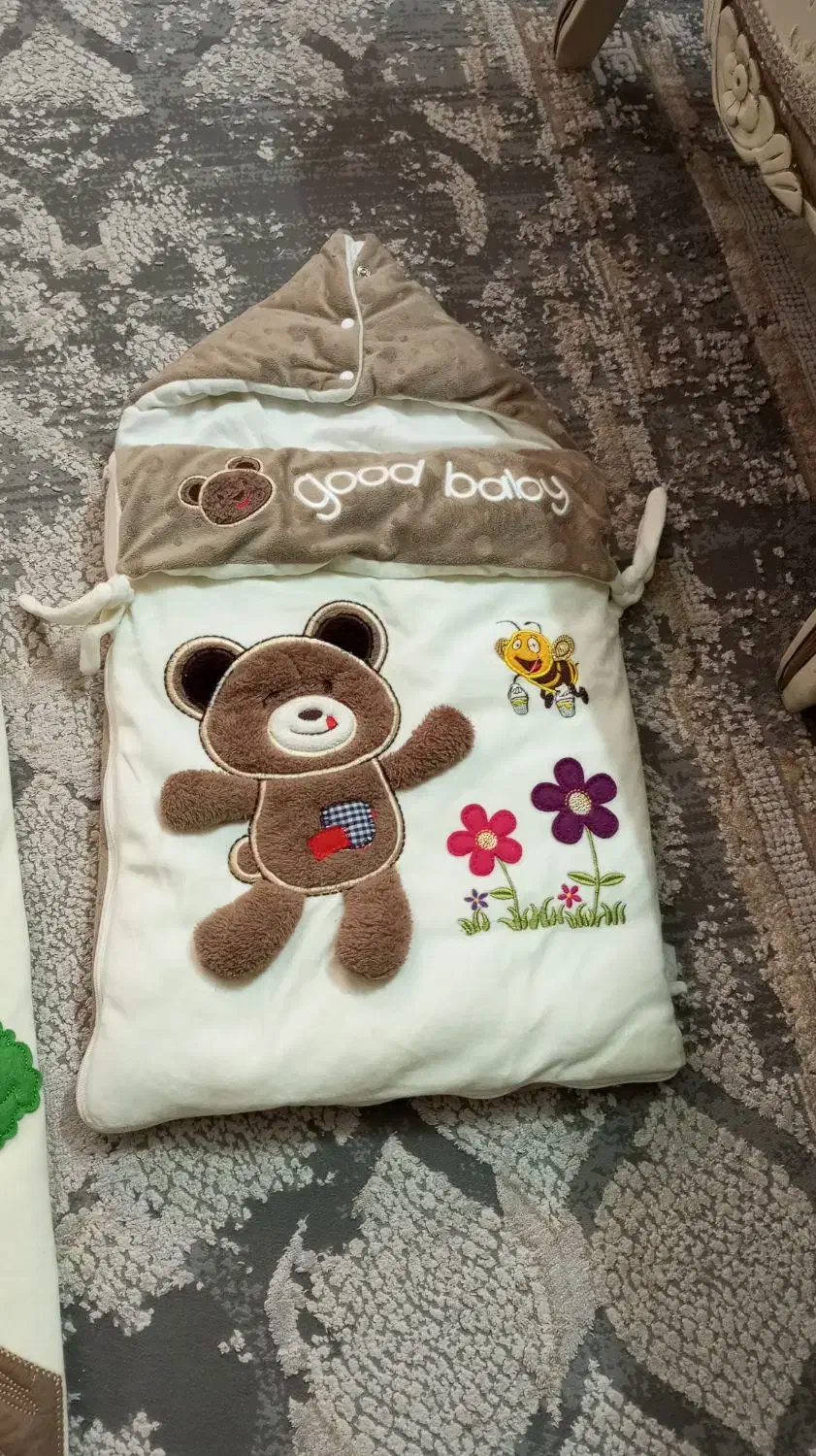 سرویس خواب، ست لحاف و تشک نوزاد در حد نو|اسباب و اثاث بچه|اصفهان, پوریای ولی|دیوار