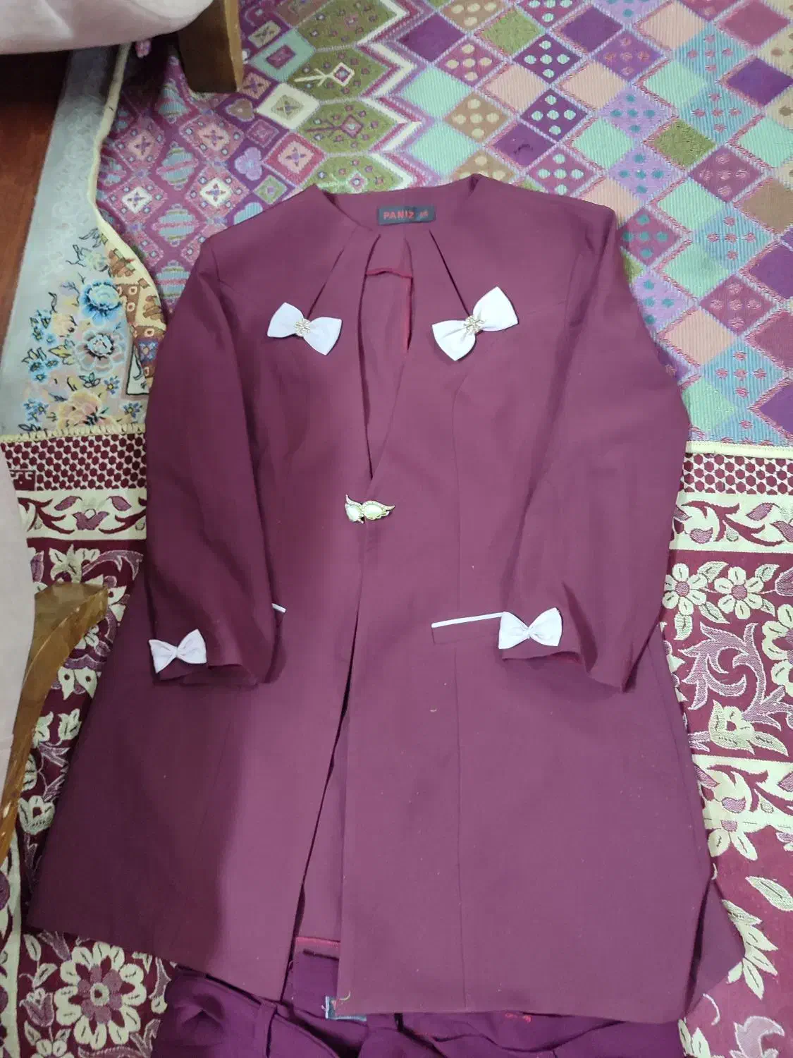 کت وشلوار|لباس|بومهن, |دیوار