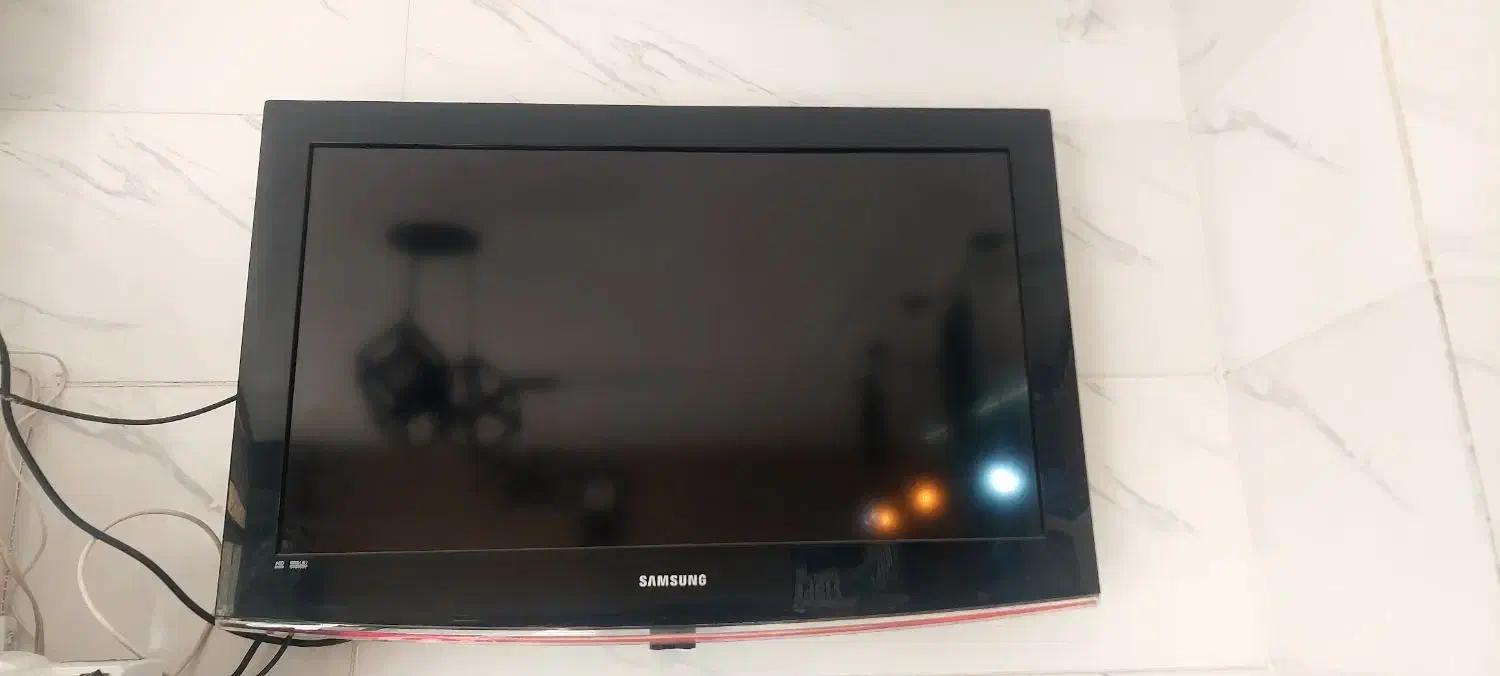 فروش تلویزیون سامسونگ ۳۲|تلویزیون و پروژکتور|مبارکه, |دیوار
