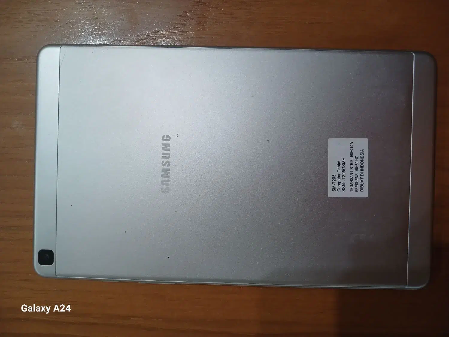 تبلت تمیز|تبلت|مشهد, عامل|دیوار