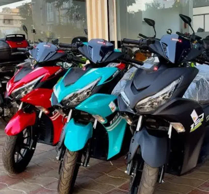 ایروکس ۱۵۰ دارای absمدل ۱۴۰۴ احمد براوو۳|موتورسیکلت|اراک, |دیوار