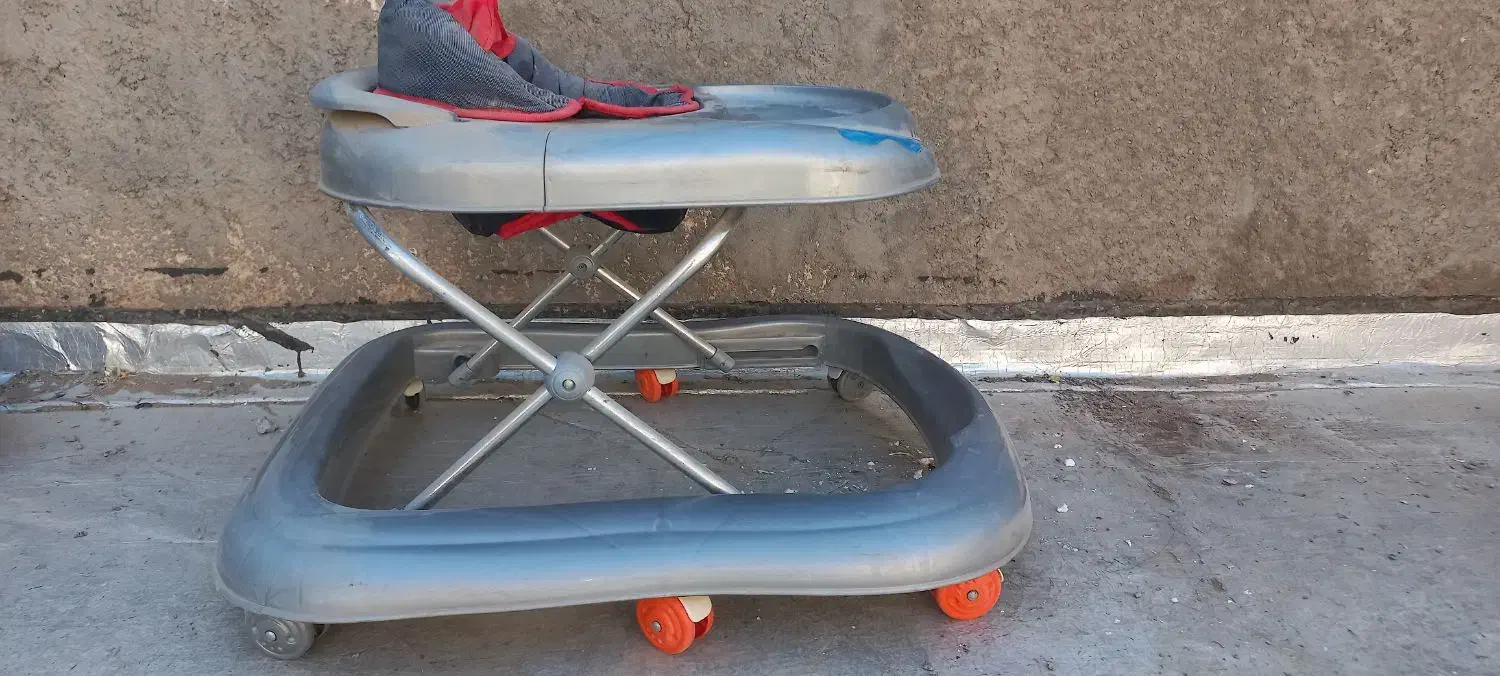 رو رویک|کالسکه و لوازم جانبی|گناباد, |دیوار