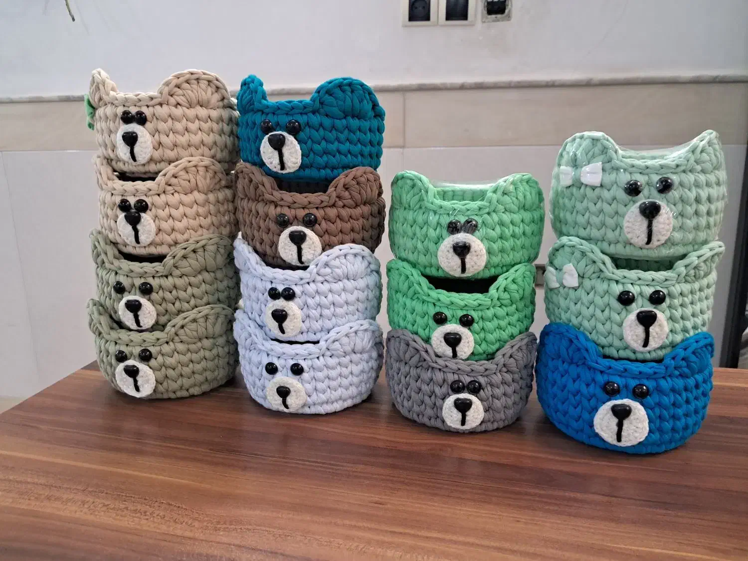 سبد تریکو دو چشم ابرویی روباه و خرس و جوجه|اسباب و اثاث بچه|قم, وادی السلام|دیوار