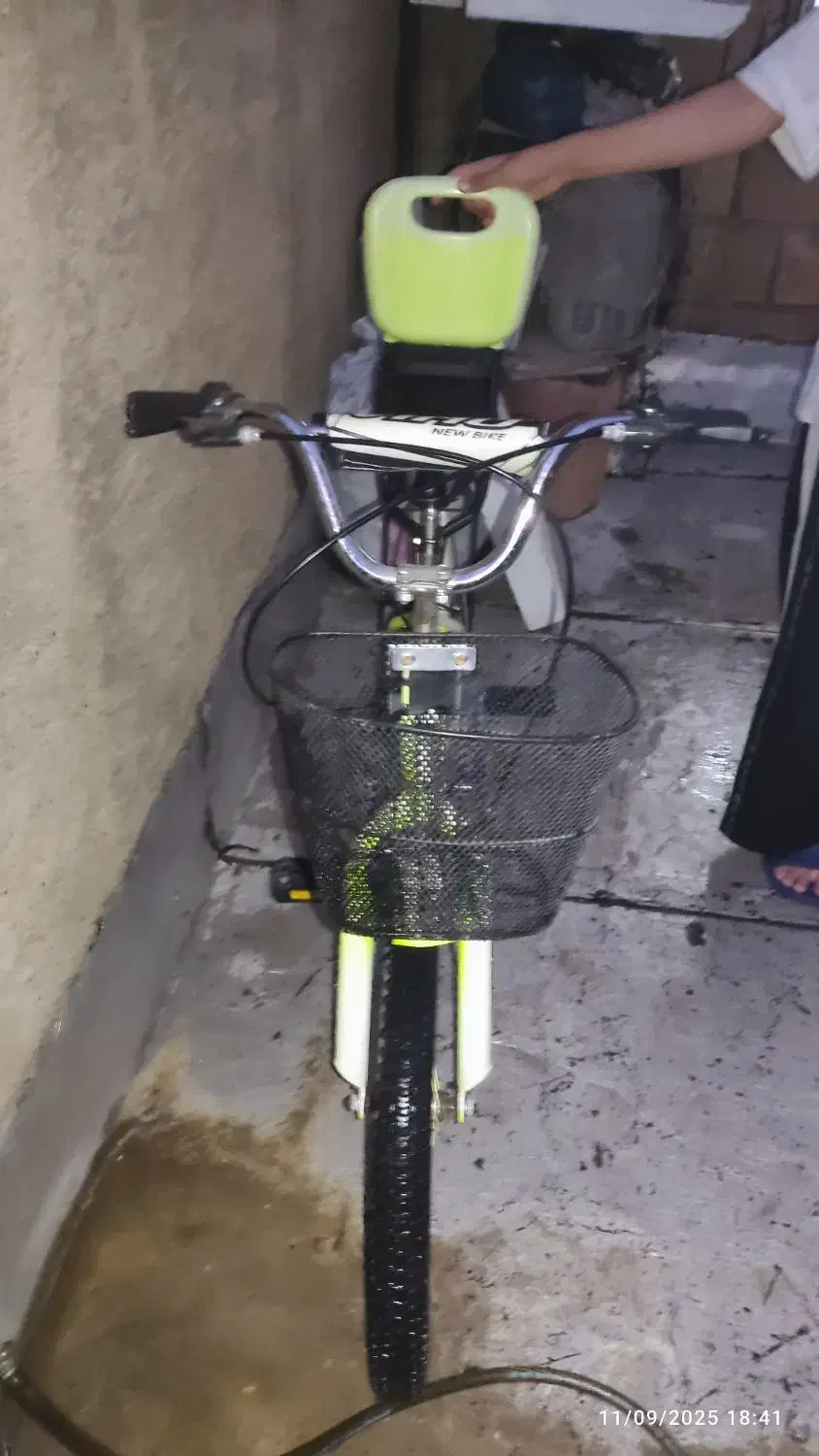 دوچرخه ۲۰|دوچرخه، اسکیت، اسکوتر|باقرشهر, |دیوار