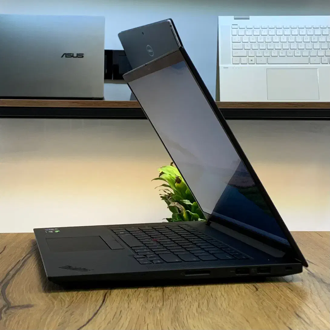 لپ‌تاپ Lenovo Extreme X1 Gen4 / مخصوص حرفه‌ای‌ها|رایانه همراه|مشهد, ارشاد|دیوار