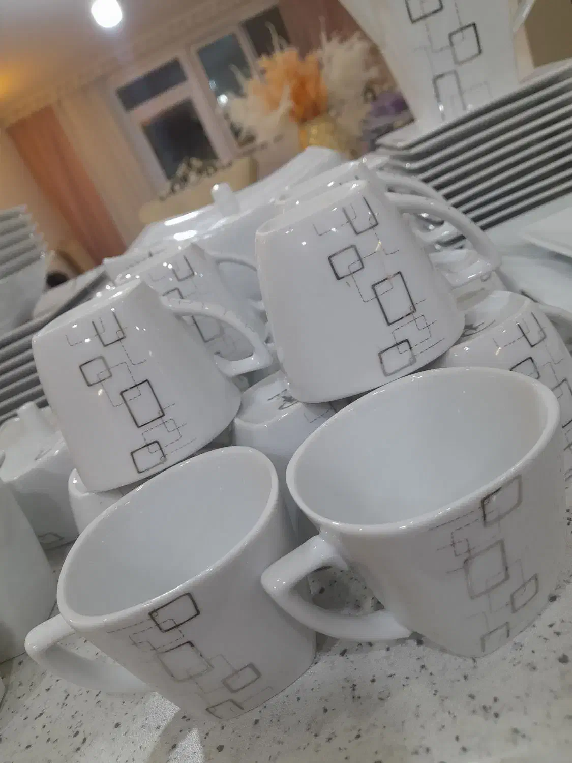 سرویس چینی ۱۲ نفره پارمیس|ظروف سرو و پذیرایی|بندرعباس, |دیوار