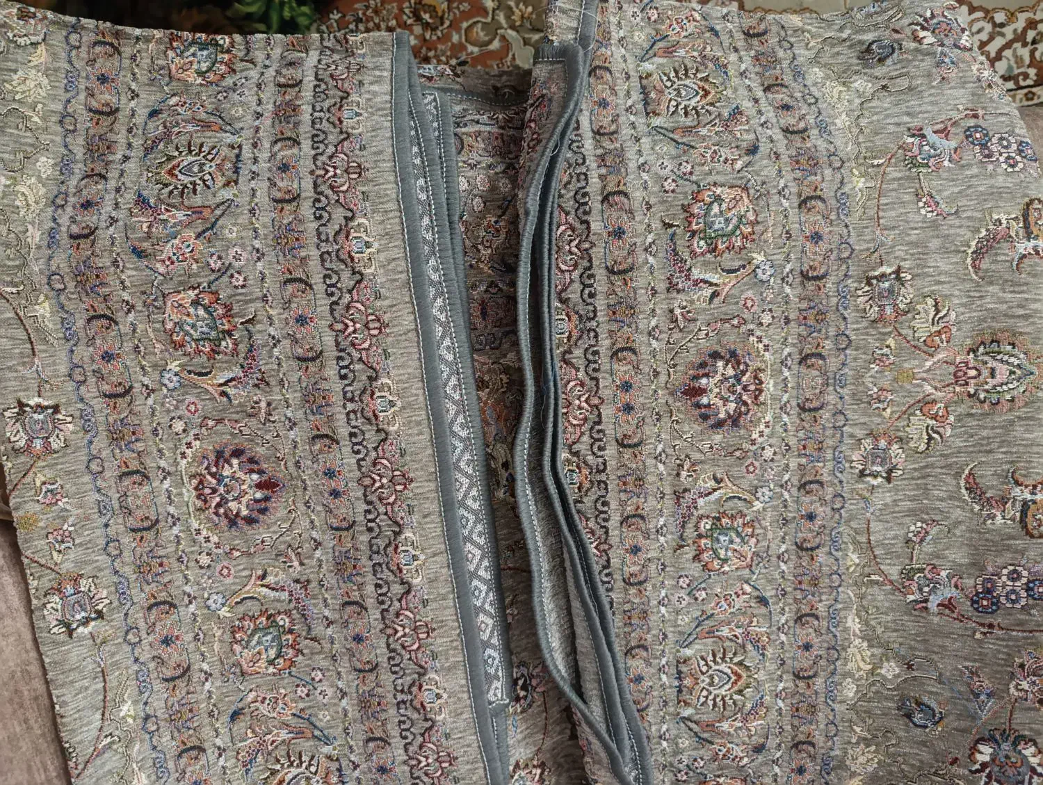 روفرشی میلاد زرین یزد|روفرشی|قرچک, میرزائی شمالی|دیوار