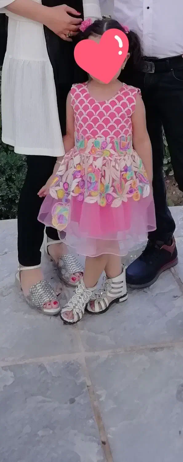 فروش لباس دخترانه دو سال تا ۵ سال|لباس|نسیم‌شهر, |دیوار