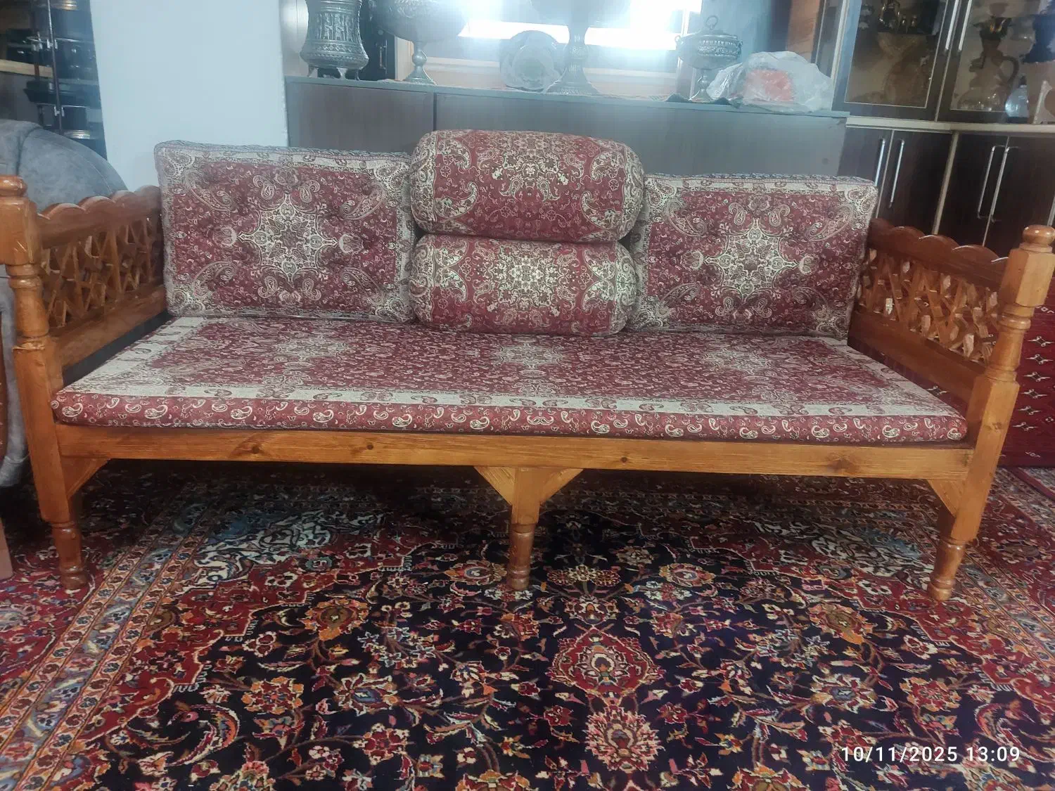 تخت سنتی و شاه نشین|مبلمان خانگی و میز عسلی|مهدی شهر, |دیوار